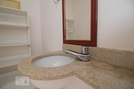 Apartamento à venda com 98m², 3 quartos e 2 vagasBanheiro