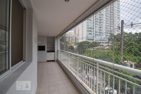 Apartamento à venda com 98m², 3 quartos e 2 vagasSacada
