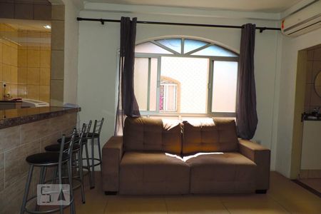 Sala de apartamento para alugar com 1 quarto, 49m² em Kobrasol, São José