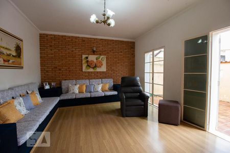 Sala  de casa à venda com 4 quartos, 157m² em Jardim Paraíso, Campinas