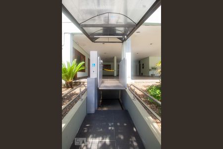 Apartamento à venda com 122m², 2 quartos e 1 vagaFachada