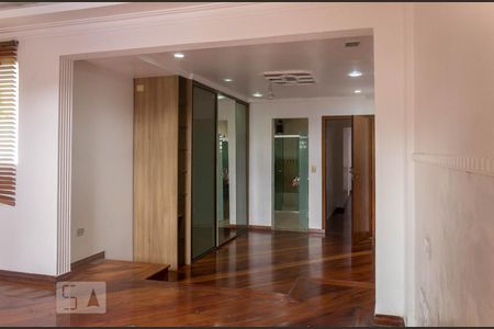 Suíte  de casa para alugar com 3 quartos, 400m² em Jardim Palmares (zona Sul), São Paulo