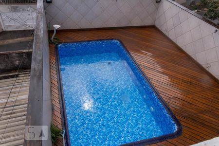 Casa à venda com 400m², 3 quartos e 4 vagasPiscina