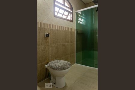 Casa à venda com 400m², 3 quartos e 4 vagasBanheiro Suíte 