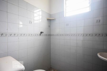 Casa para alugar com 137m², 3 quartos e 2 vagas Casa para alugar com 137m², 3 quartos e 2 vagasBanheiro de Serviço