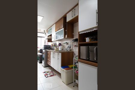 Apartamento à venda com 84m², 3 quartos e 1 vagaCozinha 