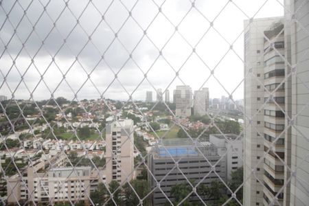 Apartamento à venda com 185m², 3 quartos e 3 vagasVista da suíte 2