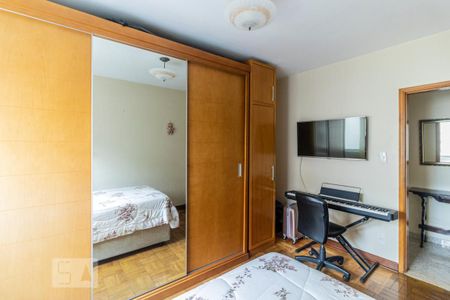 Apartamento à venda com 120m², 4 quartos e 1 vagaQuarto 1