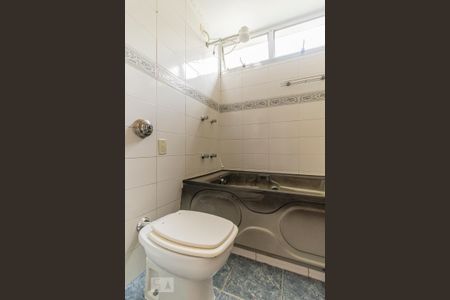 Apartamento à venda com 120m², 4 quartos e 1 vagaBanheiro da Suíte