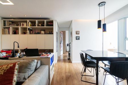 Sala de apartamento para alugar com 2 quartos, 57m² em Vila Santa Catarina, São Paulo