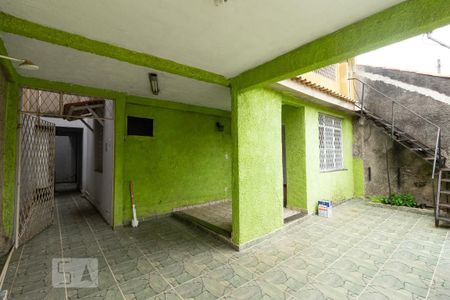 Casa para alugar com 70m², 2 quartos e 1 vaga Casa para alugar com 70m², 2 quartos e 1 vagaQuintal