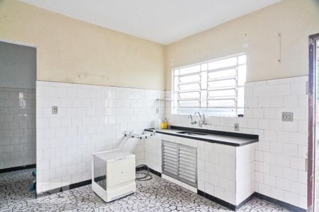 Casa à venda com 445m², 2 quartos e 2 vagasCozinha