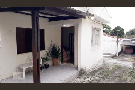 Casa à venda com 445m², 2 quartos e 2 vagasÁrea Externa