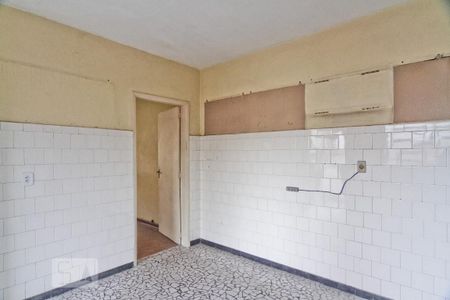 Casa à venda com 445m², 2 quartos e 2 vagasCozinha