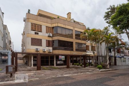 Apartamento à venda com 125m², 3 quartos e 3 vagas Apartamento à venda com 125m², 3 quartos e 3 vagasFachada