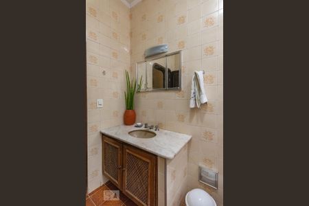 Casa à venda com 514m², 3 quartos e 2 vagasBanheiro Social