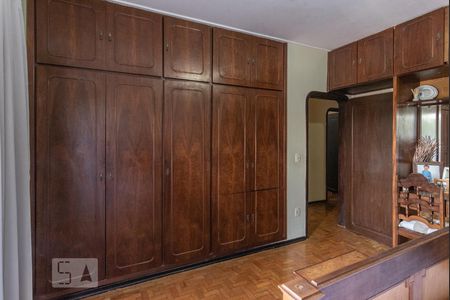 Suíte de casa à venda com 3 quartos, 514m² em Jardim Leonor, Campinas