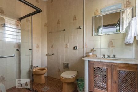 Casa à venda com 514m², 3 quartos e 2 vagasBanheiro da Suíte