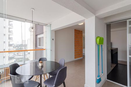 Varanda  de apartamento à venda com 1 quarto, 52m² em Jardim Vila Mariana, São Paulo