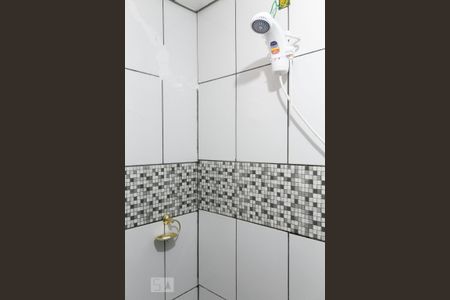 Casa à venda com 80m², 2 quartos e 1 vaga Casa à venda com 80m², 2 quartos e 1 vagaChuveiro