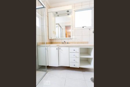 Apartamento à venda com 115m², 3 quartos e 1 vagaBanheiro da Suite