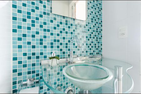 Lavabo de apartamento para alugar com 3 quartos, 117m² em José Menino, Santos