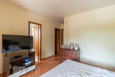 Casa de condomínio à venda com 400m², 3 quartos e 2 vagasQuarto 1 - Suíte