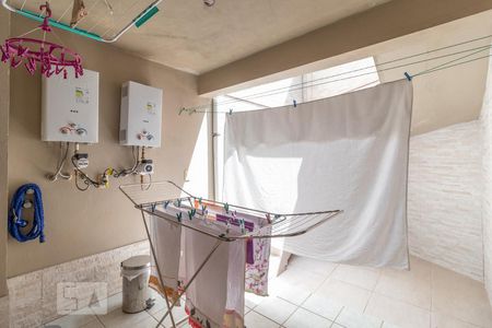 Casa de condomínio à venda com 400m², 3 quartos e 2 vagasÁrea de Serviço