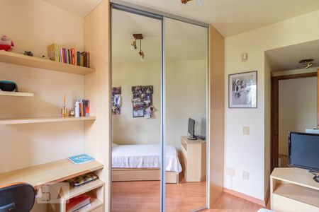 Casa de condomínio à venda com 400m², 3 quartos e 2 vagasQuarto 3 - Suíte