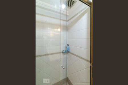 Casa de condomínio à venda com 400m², 3 quartos e 2 vagasBanheiro da Suíte 2