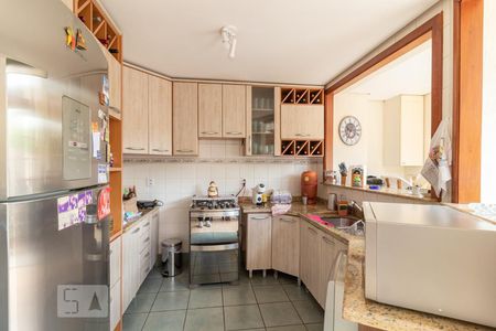 Casa de condomínio à venda com 400m², 3 quartos e 2 vagasCozinha