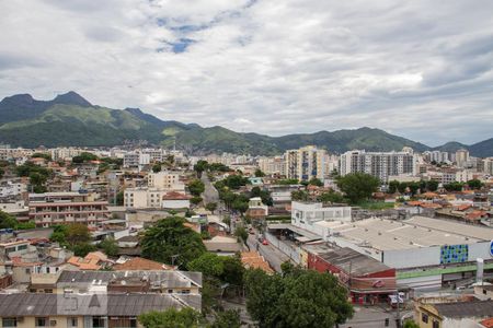 Sala - Janela de apartamento à venda com 2 quartos, 67m² em Cachambi, Rio de Janeiro