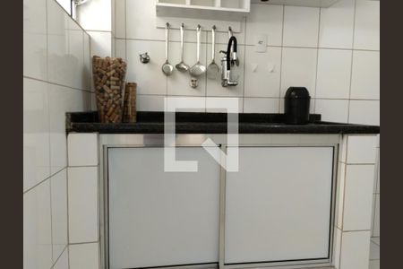 Apartamento à venda com 70m², 2 quartos e sem vagaCozinha