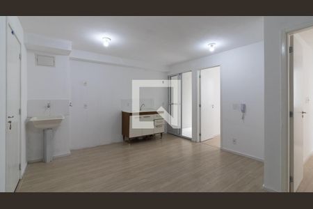 Apartamento à venda com 39m², 2 quartos e sem vaga Apartamento à venda com 39m², 2 quartos e sem vagaSala