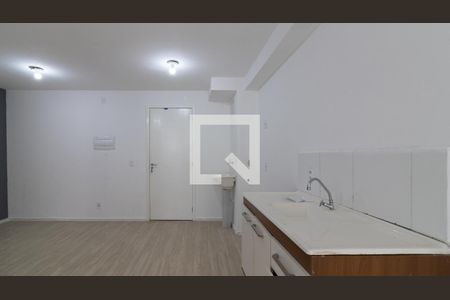 Apartamento à venda com 39m², 2 quartos e sem vaga Apartamento à venda com 39m², 2 quartos e sem vagaCozinha e Área de Serviço