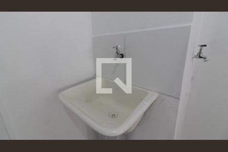 Apartamento à venda com 39m², 2 quartos e sem vaga Apartamento à venda com 39m², 2 quartos e sem vagaCozinha e Área de Serviço