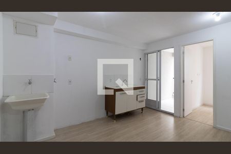 Apartamento à venda com 39m², 2 quartos e sem vaga Apartamento à venda com 39m², 2 quartos e sem vagaCozinha e Área de Serviço