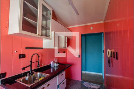 Apartamento à venda com 56m², 3 quartos e 1 vaga Apartamento à venda com 56m², 3 quartos e 1 vagaCozinha e Área de Serviço