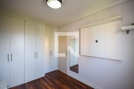 Quarto 1 de apartamento para alugar com 2 quartos, 51m² em Jardim Maria Duarte, São Paulo