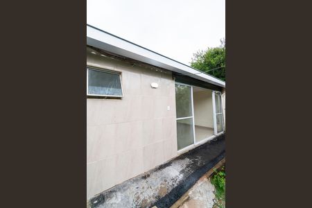 Casa de condomínio para alugar com 95m², 2 quartos e sem vaga Casa de condomínio para alugar com 95m², 2 quartos e sem vagaFachada