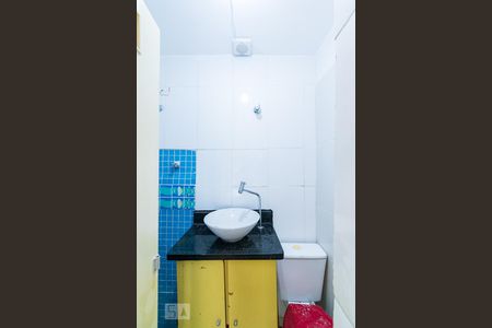 Casa de condomínio para alugar com 95m², 2 quartos e sem vaga Casa de condomínio para alugar com 95m², 2 quartos e sem vagaBanheiro da Suíte