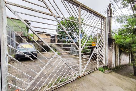 Casa de condomínio para alugar com 95m², 2 quartos e sem vaga Casa de condomínio para alugar com 95m², 2 quartos e sem vagaFachada