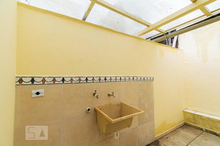 Casa de condomínio para alugar com 95m², 2 quartos e sem vaga Casa de condomínio para alugar com 95m², 2 quartos e sem vagaLavanderia