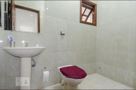 Casa à venda com 193m², 3 quartos e 3 vagasBanheiro Social