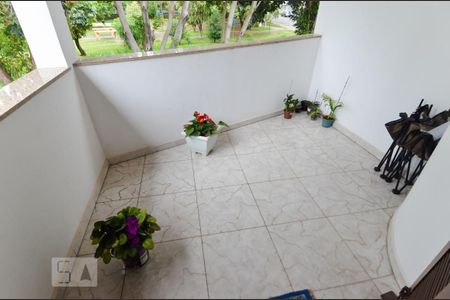 Casa à venda com 193m², 3 quartos e 3 vagasVaranda da Suíte