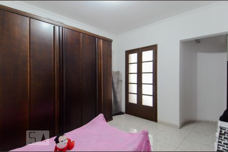 Casa à venda com 193m², 3 quartos e 3 vagasQuarto 3 - Suíte