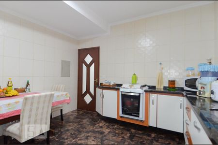 Casa à venda com 193m², 3 quartos e 3 vagasCozinha