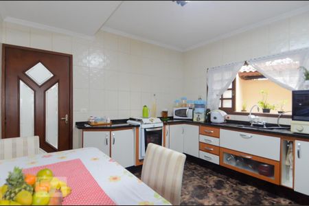 Casa à venda com 193m², 3 quartos e 3 vagasCozinha