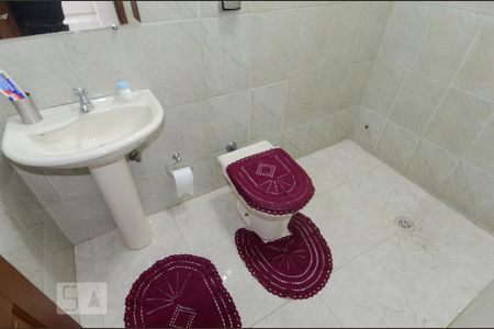 Casa à venda com 193m², 3 quartos e 3 vagasBanheiro Social