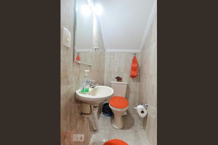 Casa à venda com 193m², 3 quartos e 3 vagasLavabo